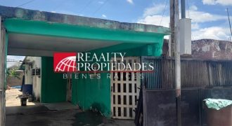 EN CIRCUITO CERRADO: CONFORTABLE CASA DE PLATABANDA EN VENTA