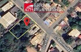 EXTENSO TERRENO EN CALLE PRINCIPAL EN VENTA