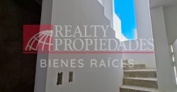 MODERNO TOWNHOUSE EN VILLA EXCLUSIVA EN VENTA