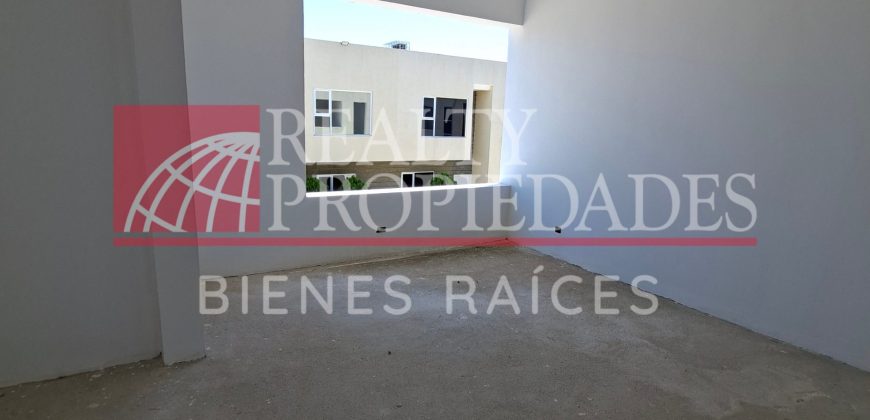 MODERNO TOWNHOUSE EN VILLA EXCLUSIVA EN VENTA