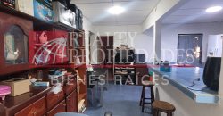 CASA EN EXCELENTES CONDICIONES CON EXTENSO TERRENO EN VENTA