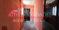 EN VÍA DE ALTO TRÁFICO: LOCAL EN PLANTA BAJA EN ALQUILER