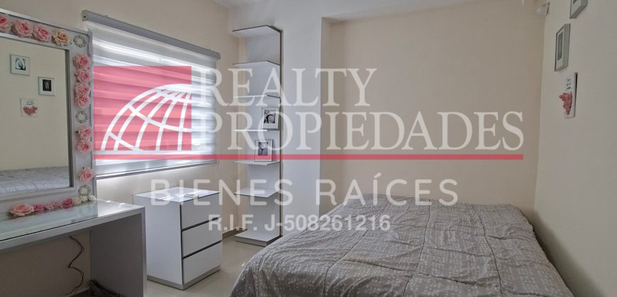EXCLUSIVO APARTAMENTO EN ALQUILER EN VILLA DORAL