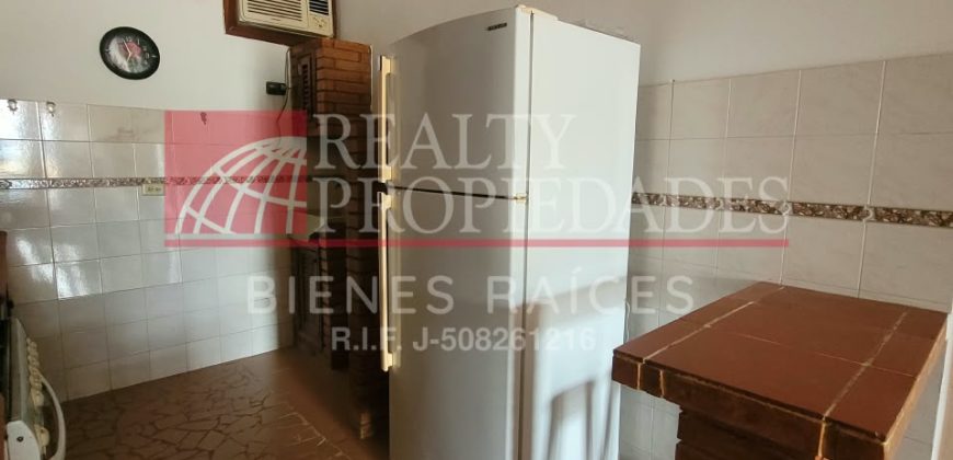 ACOGEDOR TOWNHOUSE AMOBLADO EN ALQUILER