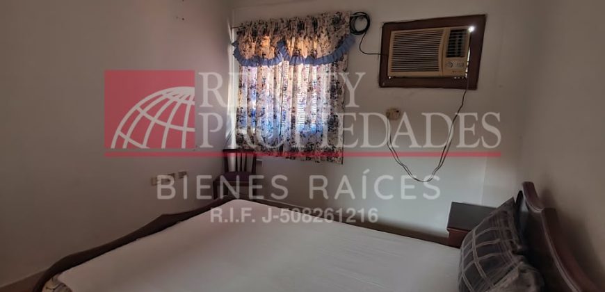ACOGEDOR TOWNHOUSE AMOBLADO EN ALQUILER