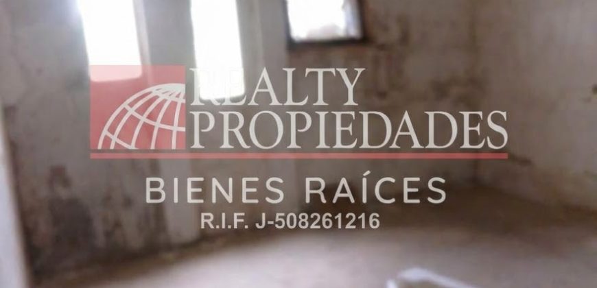 HERMOSA CASA ESTILO TOWNHOUSE EN VENTA