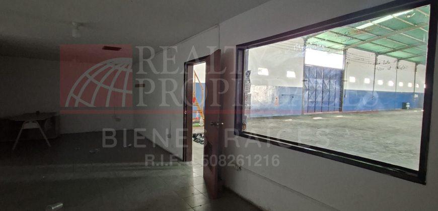 EXCELENTE GALPÓN CON OFICINAS EN ALQUILER